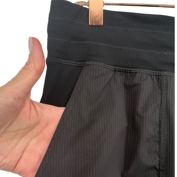 Lululemon Women's Dance Studio Jogger Pants Black Size 8 Activewear Athleisure - Picture 10 of 11